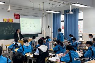 苦苦支撑！字母哥10中6砍半场最高16分7板 正负值-21